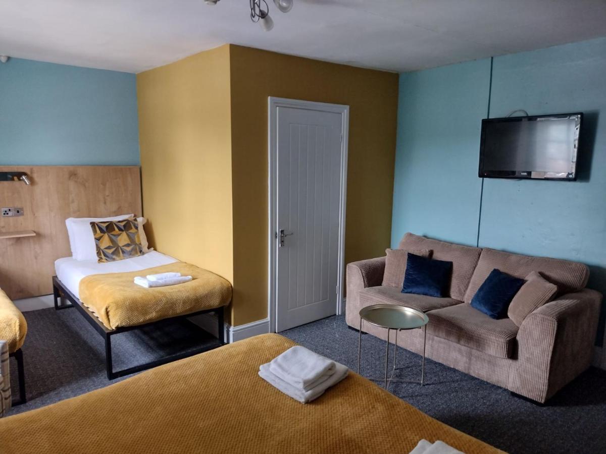 The Crown Inn Киншем Экстерьер фото